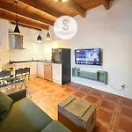 Apartment Chez Yvette - - Air Conditioning & Wi-fi